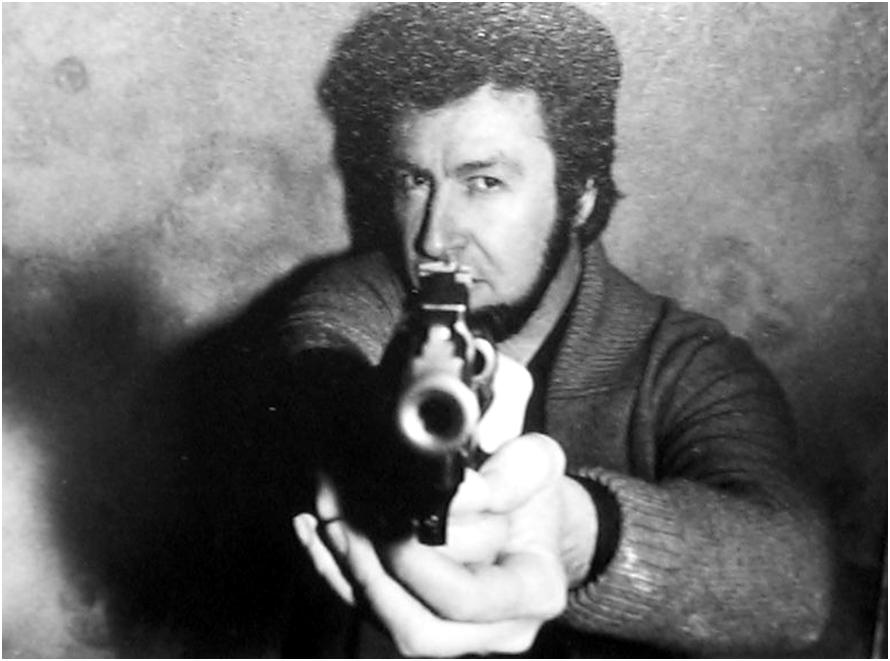 Jacques René Mesrine nació el 28/12/1936 en Clichy, Francia y murió el 2/11/1979 en París